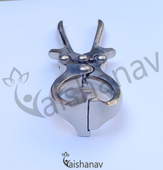 Vaishanav Castrator 9 Inch – Premium Quality Veterinary Castration Instrument
