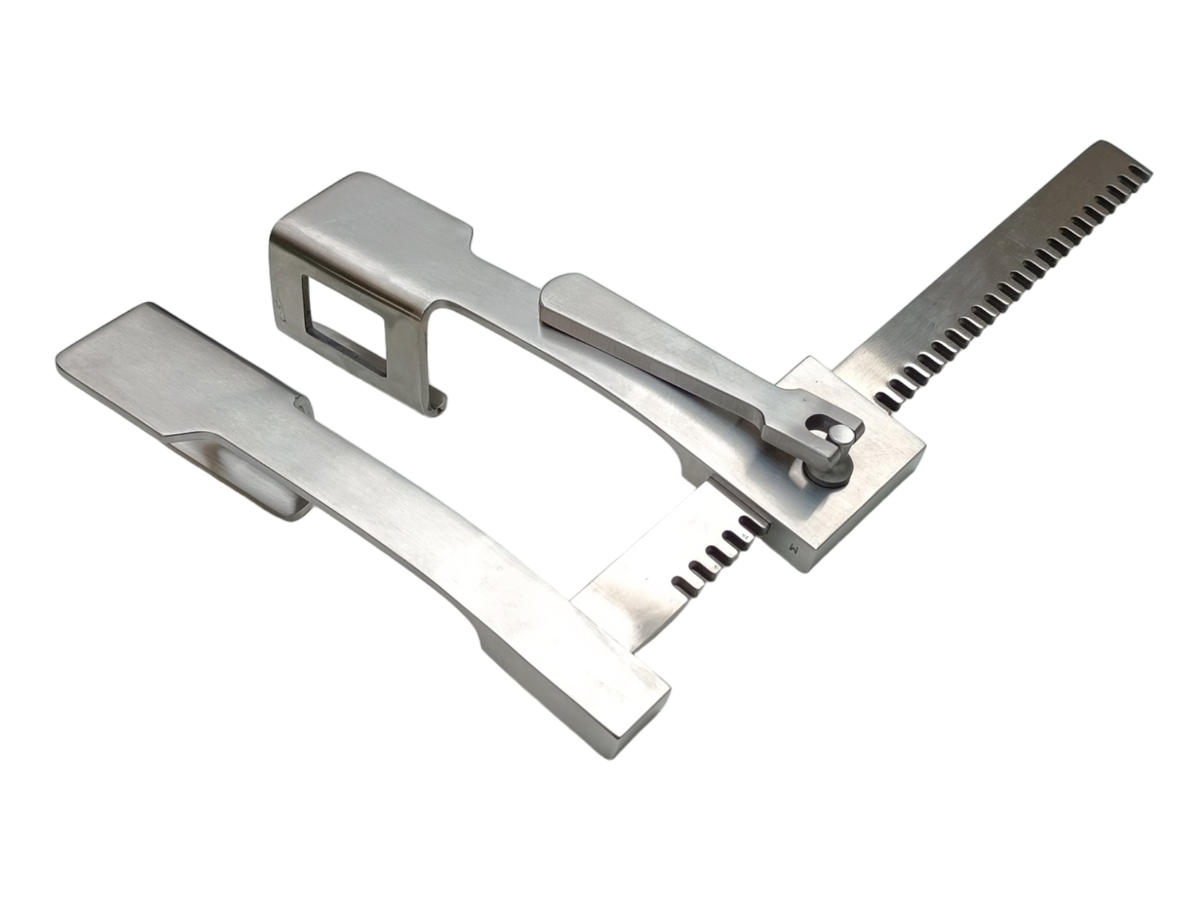 Finochietto Rib Spreader Veterinary Retractor